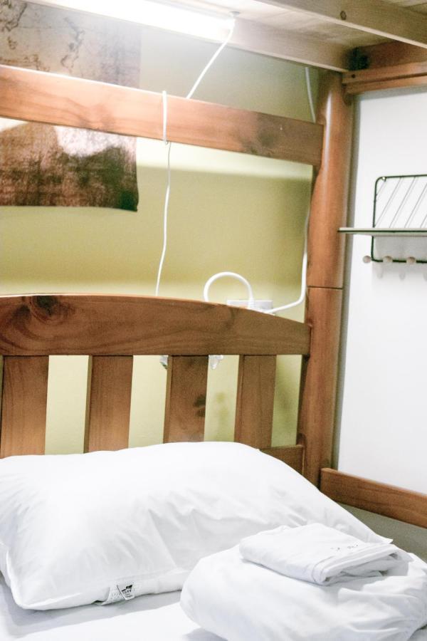 เอดดิส เฮาส์ Hostel รุ่ยซุ่ย ภายนอก รูปภาพ